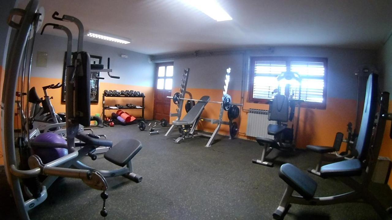 Hotel Planinarski Dom "Kamacnik" Vrbovsko Esterno foto